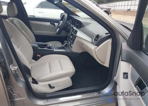 2014 Mercedes-Benz C 250 Luxury/Sport from USA, damaged, VIN WDDGF4HB6EA942040